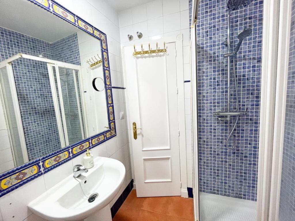 Apartamentos Malaga Centro Екстер'єр фото